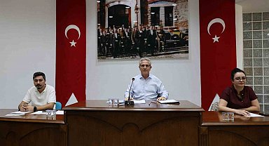 Başkan Tetik, esnafın yanında yer aldı
