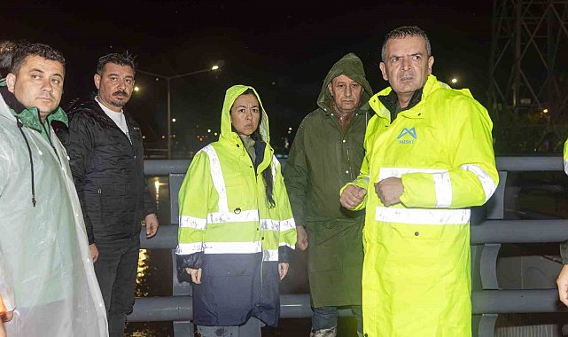 Başkan Vekili Genç, aşırı yağıştan etkilenen mahallelerde incelemelerde bulundu