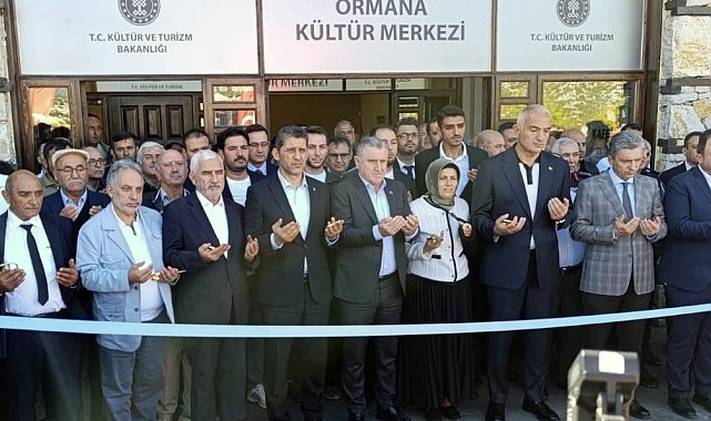 Başkan Yalçın, Antalya'da bakanlarla açılışa katıldı
