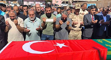 Batan gemide can veren kardeşini uğurlayan ağabeyin "Allah'a emanet ol kardeşim" sözleri yürekleri burktu