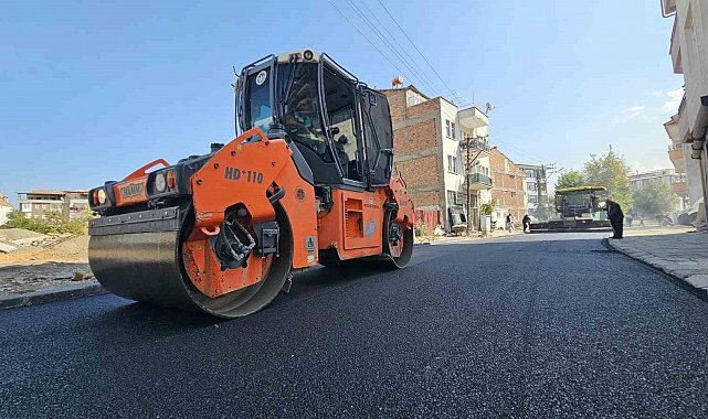 Battalgazi Belediyesi TOKİ konutlarının bağlantı yollarını asfaltladı
