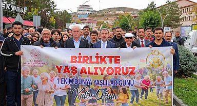 Bayburt'ta 'Dünya Yaşlılar Günü' dolayısıyla yürüyüş ve spor etkinlikleri düzenlendi