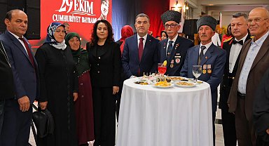Bayburt'ta Cumhuriyet'in 103'üncü yılı dolayısıyla resepsiyon düzenlendi