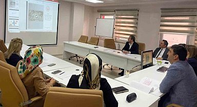 Bayburt'ta kurum yöneticilerine iç kontrol ve risk yönetimi eğitimi verildi