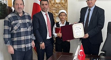 Bayburt'ta örgün eğitimle birlikte hafızlık programı 154'üncü mezununu verdi