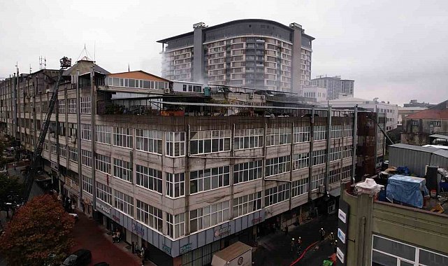 Bayrampaşa'da sanayi sitesinde korkutan yangın