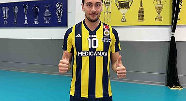 Bedirhan Bülbül: "Taraftarlar Fenerbahçeli olduğumu hissediyorlardı"