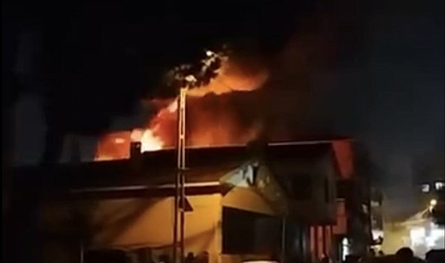 Beykoz'da kulübede çıkan yangın 2 binaya sıçradı