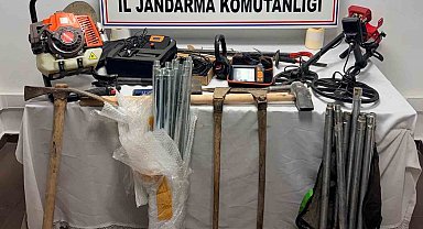 Beylikova'da kaçak kazı operasyonunda 5 şüpheli yakalandı