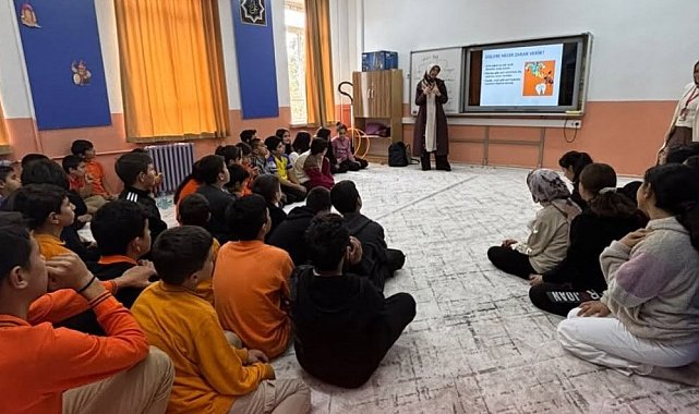 Beyşehir'de sağlıklı gülüşler için okul okul tarama