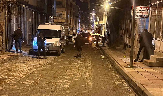 Bıçakladıkları kişiyi ağır yaralayan sanıklara hapis cezası