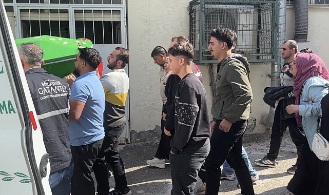 Bıçaklanarak öldürülen Muhammed'in cenazesi teslim edildi: Annenin feryadı yürek yaktı