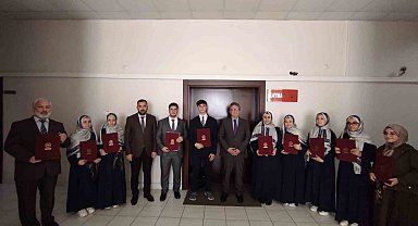 Bilecik'te 10 öğrenci hafızlık eğitimini tamamladı