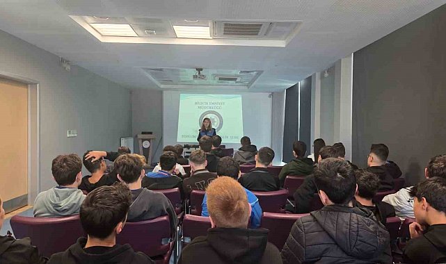 Bilecik'te 95 lise öğrencisine akran zorbalığı eğitimi