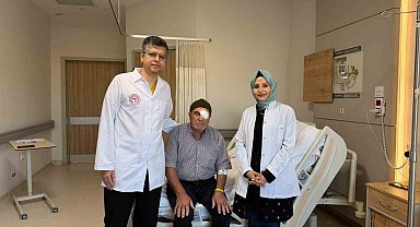 Bilecik'te bir ilk: İki göz ameliyatı tek seansta yapıldı