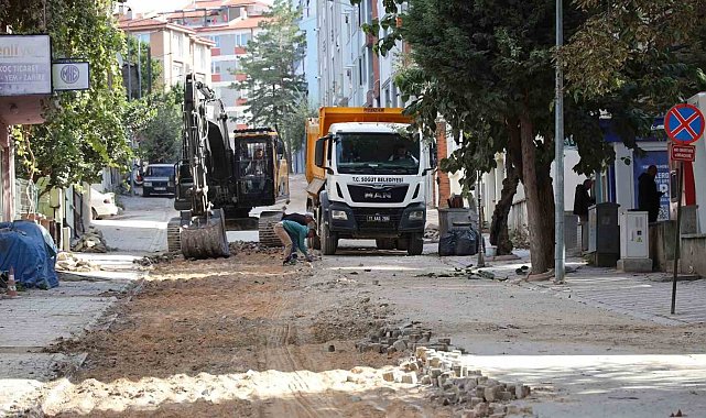 Bilecik'te cadde ve sokaklar yenileniyor