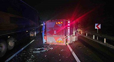 Bilecik'te kamyon, tıra arkadan çarptı: 1 yaralı