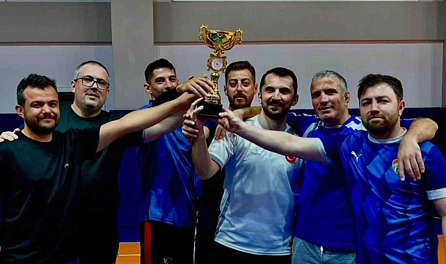 Bilecik'te kaymakamlık kupası sahiplerini buldu