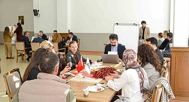 Bilecik'te tescilli 'Çukurören Biberi Analiz Çalıştayı' gerçekleştirildi