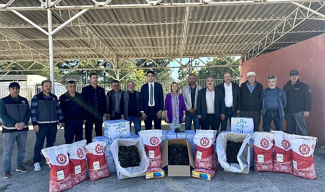 Bilecik'te üreticilere 41 bin 750 çilek fidesi desteği