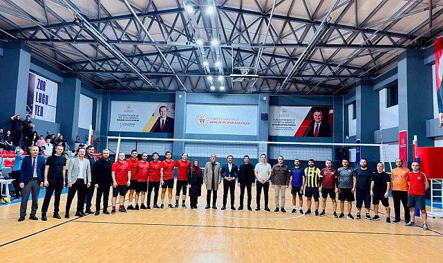 Bilecik'te voleybol turnuvasının şampiyonu belli oldu