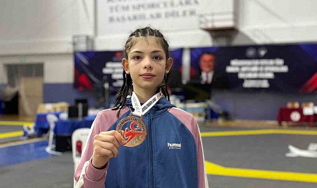 Bilecikli taekwondocu, Türkiye'yi Romanya'da temsil edecek