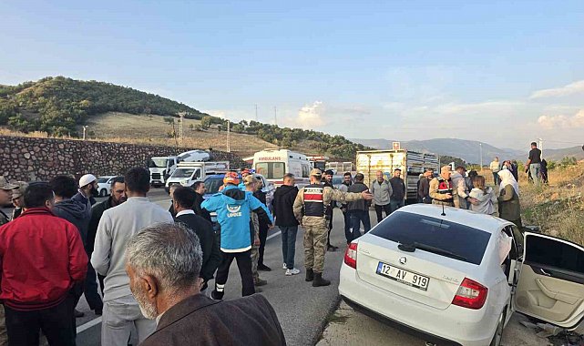 Bingöl'de trafik kazası: 1'i ağır 3 yaralı