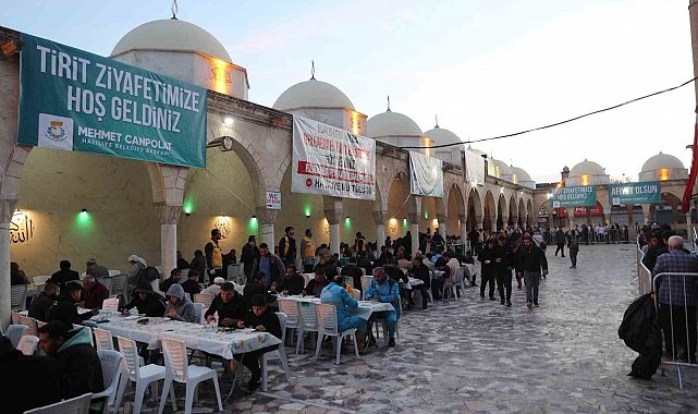Binlerce vatandaş tirit ikramında buluştu