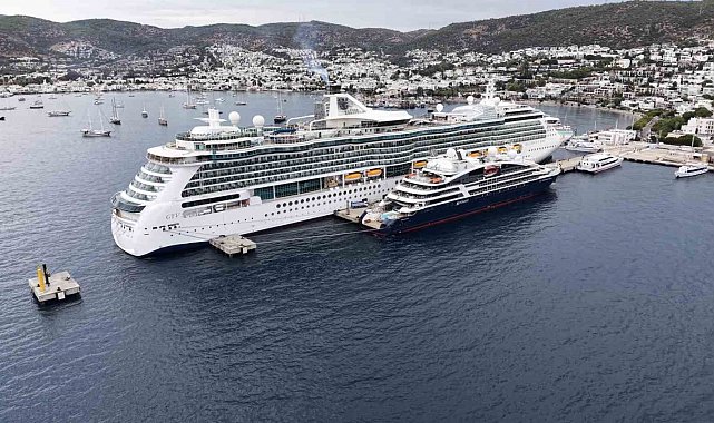 Bodrum Limanı'nda kruvaziyer hareketliliği: "2 bin 437 yolcu geldi"