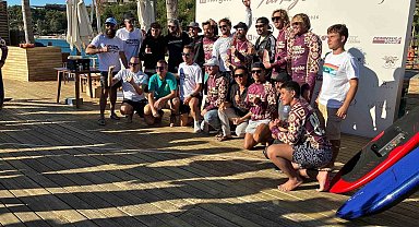 Bodrum'da 28 sporcu deniz üstünde uçakla yarıştı