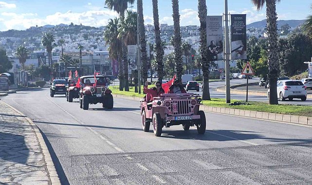 Bodrum'da arazi araçlarıyla bayram kutlaması