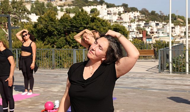 Bodrum'da pilates dersleri devam ediyor