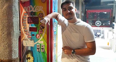 Boks makinesine vurmak isterken duvarı yumrukladı: "Yanlış bir insanı düşündüm, fazla geldi"