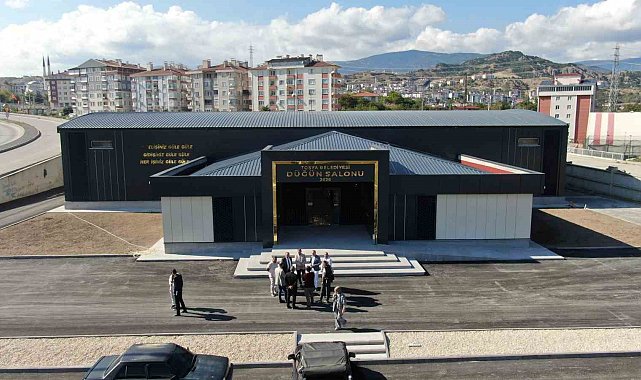 Bölgenin en büyük düğün salonu: Düğün yapmakta zorlanan çiftlerin yüzünü güldürecek