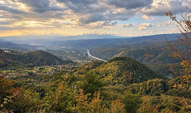 Bolu Dağı'nda sonbahar manzarası