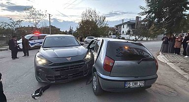 Bolu'da cip ile otomobil çarpıştı: 4 yaralı