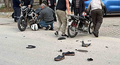 Bolu'da iki motosiklet kafa kafaya çarpıştı: 2 yaralı