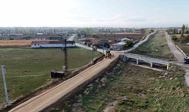 Bolvadin Erkmen Mahallesi'nde üst yapı çalışmaları sürüyor