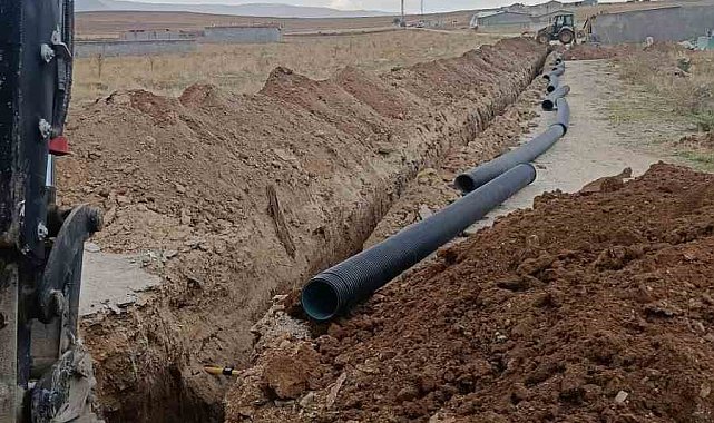 Bolvadin'de alt yapı çalışmaları sürüyor