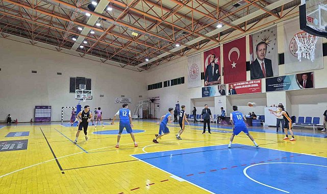 Burhaniye'de basketbol coşkusu yaşandı