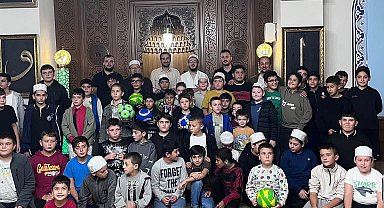 Burhaniyeli çocuklar Kocaatlı Camiinde buluştu