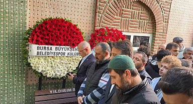Bursa'da 13 yaşındaki güreşçi Yusuf Taha Turp gözyaşları içinde son yolculuğuna uğurlandı