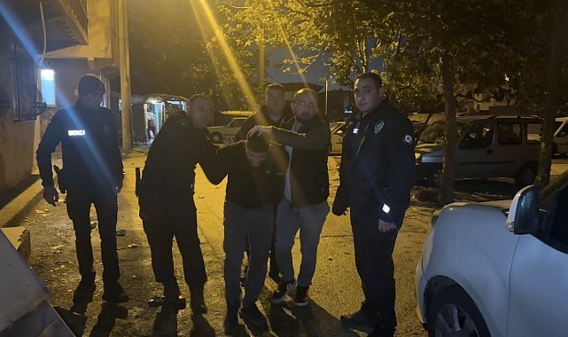 Bursa'da hareketli gece: 15 yıl hapis cezasıyla aranan arkadaşını yakalatmamak için havaya ateş açtı