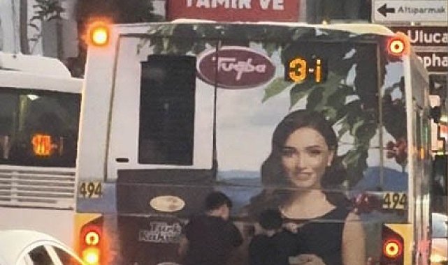 Bursa'da otobüsün arkasında tehlikeli yolculuk