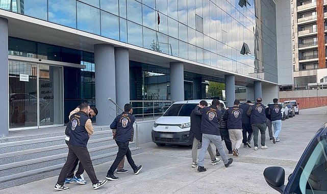 Bursa'da siber dolandırıcılık operasyonu: 4 şüpheli tutuklandı