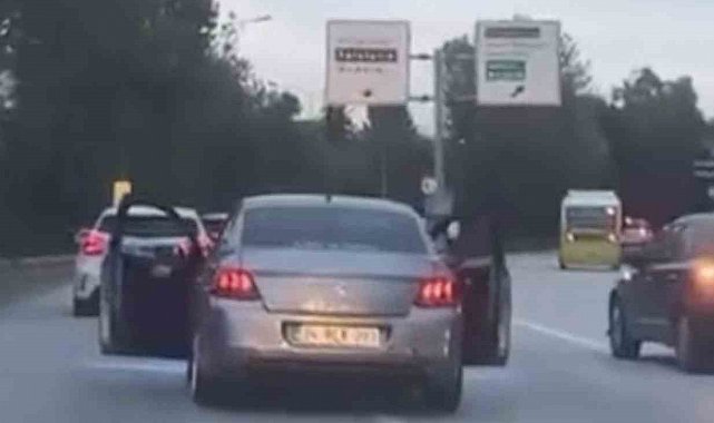 Bursa'da trafikte tehlikeli yolculuk kamerada