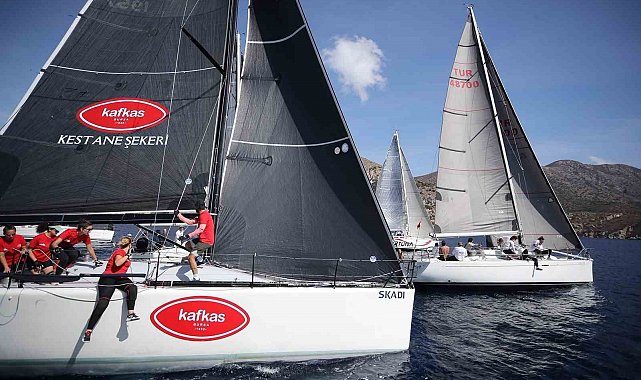 Bursalı yelkenciler Knidos Cup'ta kürsüye çıktı