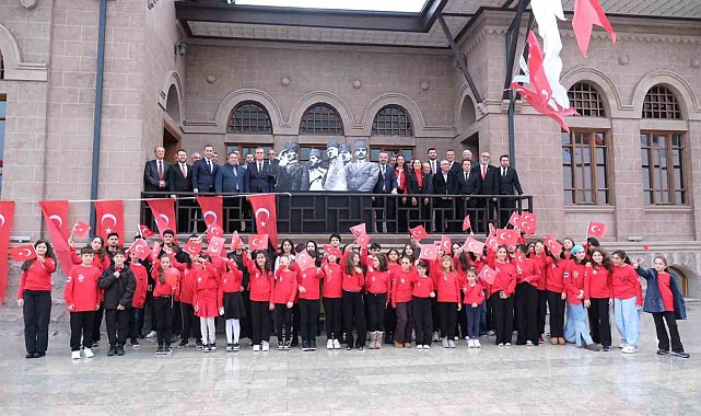 Büyükçekmece'de Cumhuriyetin 103. yılına özel meclis oturumu gerçekleşti