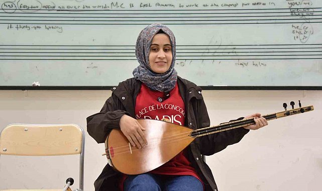 Büyükşehir Belediyesi'nin ücretsiz YKS kursları Rabia'yı hayaline kavuşturdu