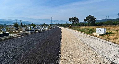 Büyükşehir, Erdoğanköy Kent Mezarlığı'nın yollarını yeniledi
